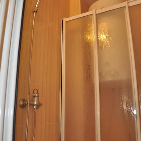 Хостел Ua *